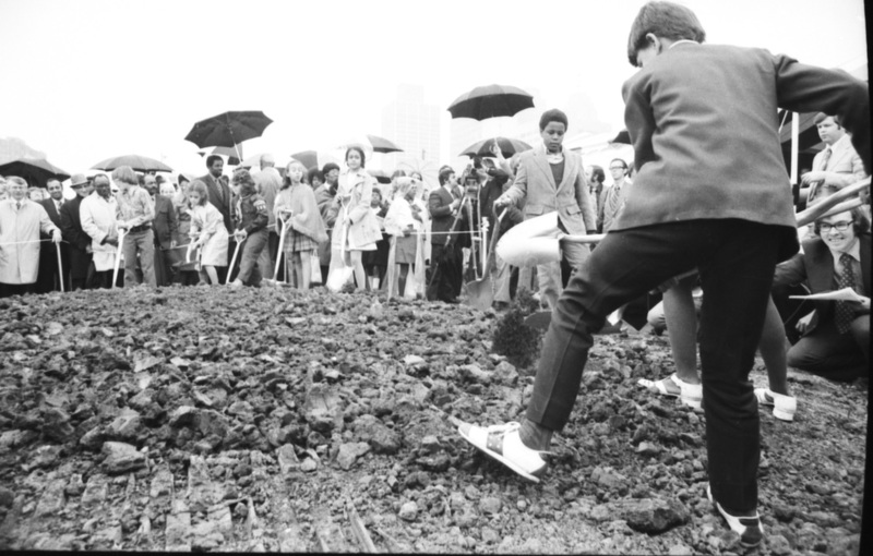 Detroit Renaissance Center; Construction; Groundbreaking Ceremonies